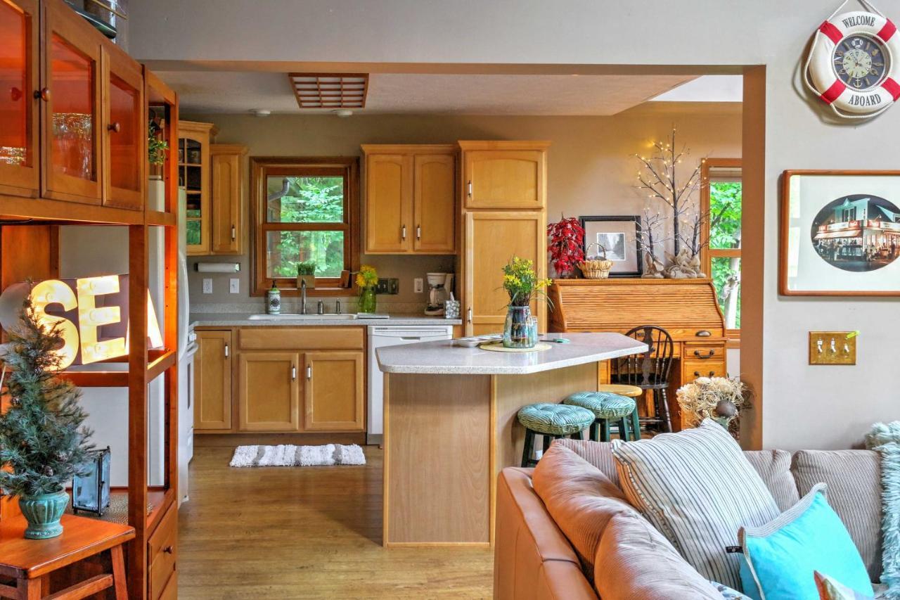 Roomy House On 2 Acres - 2 Mi To Egg Harbor Beach! Kültér fotó